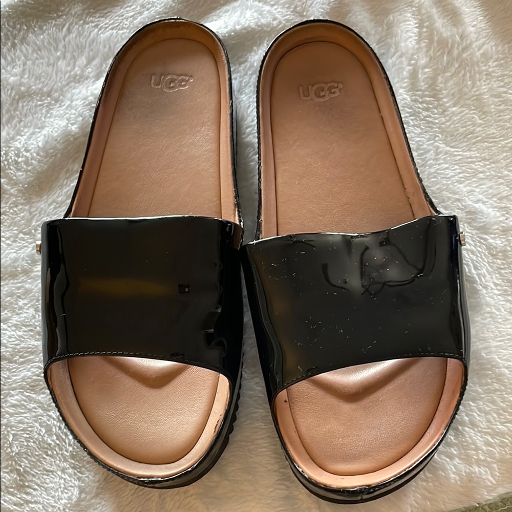UGG Black Slide Sandals Minimalist Design